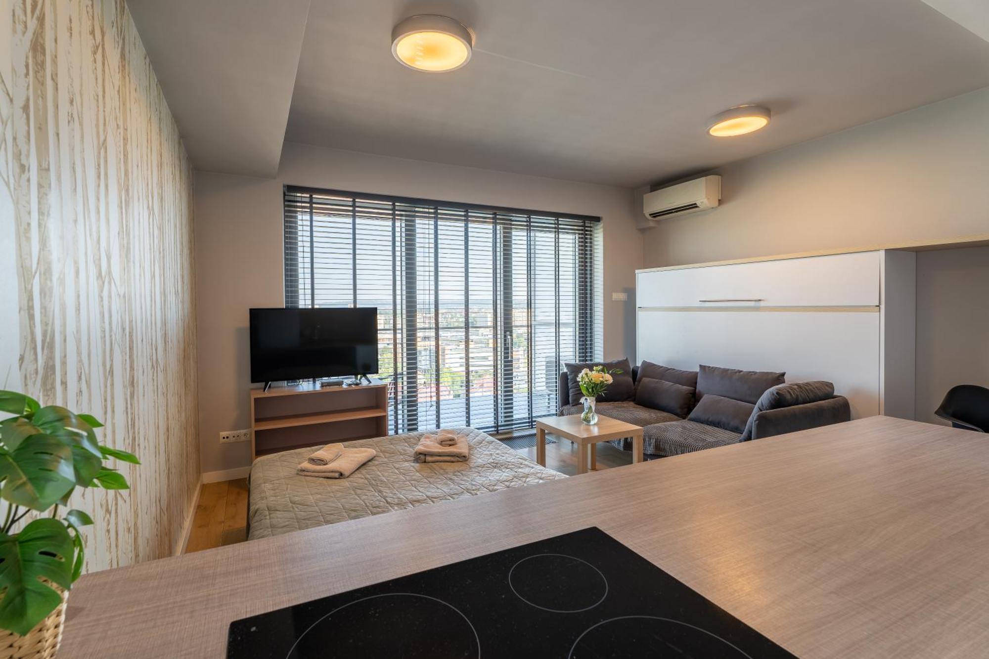 Capital Towers Sunrise Premium 14 Pietro / 14th Floor